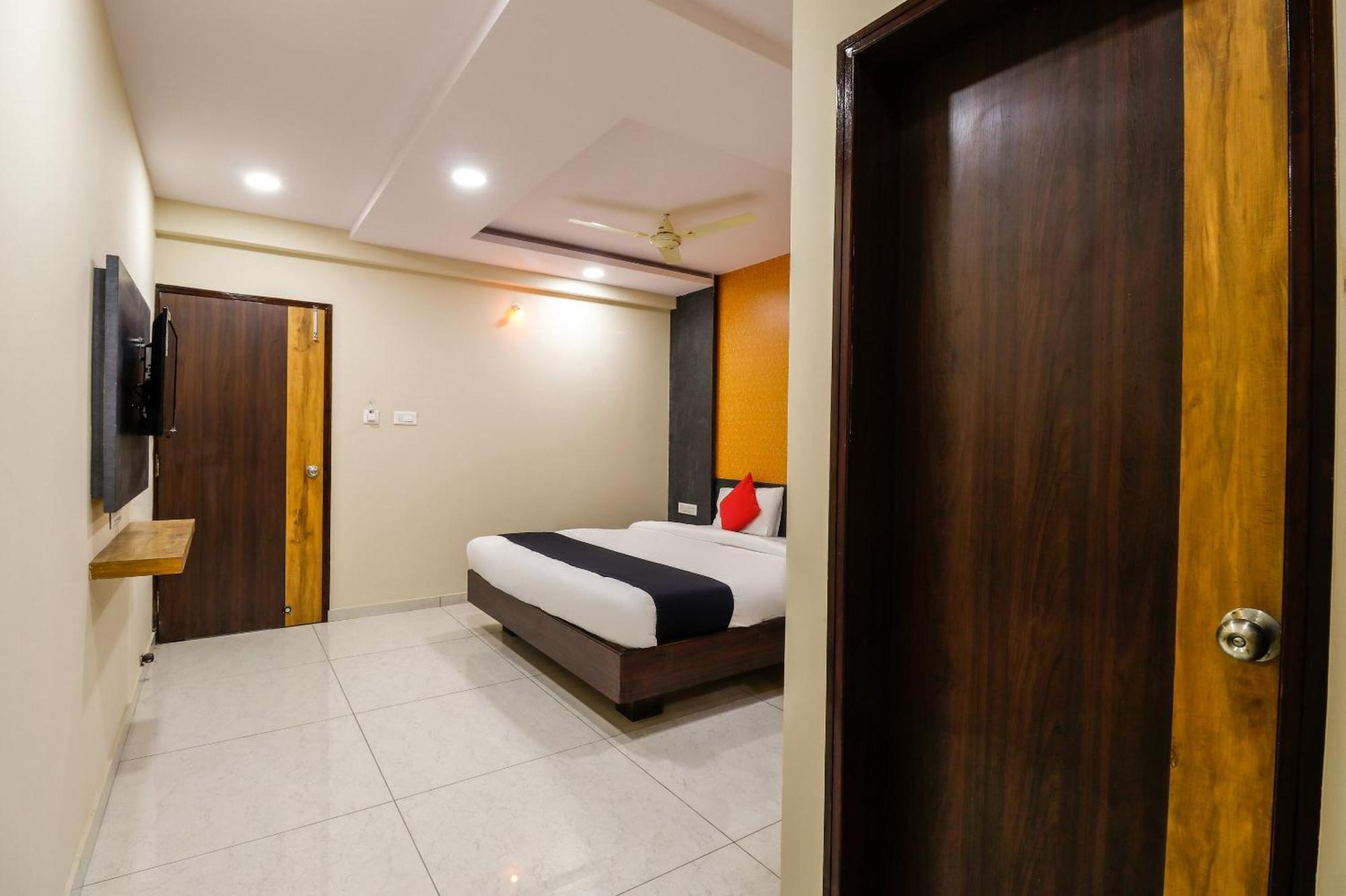 Capital O N R Residency Ξενοδοχείο Yelahanka Εξωτερικό φωτογραφία