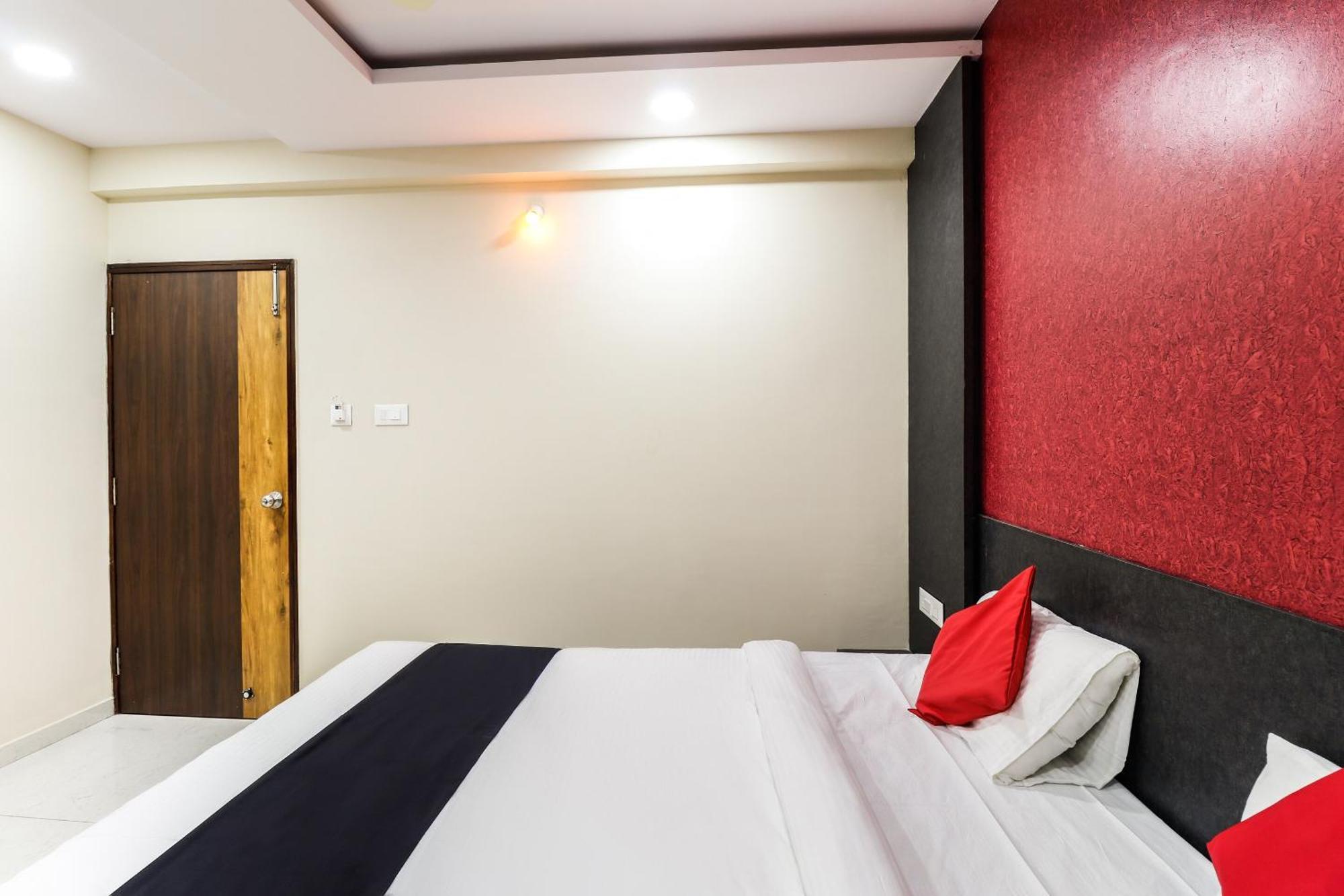 Capital O N R Residency Ξενοδοχείο Yelahanka Εξωτερικό φωτογραφία